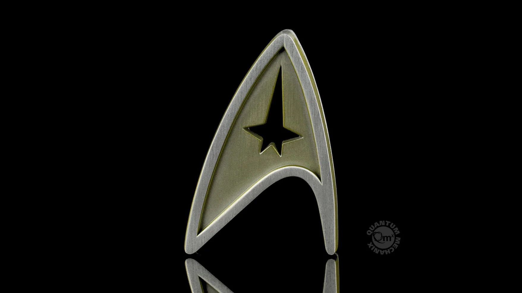 Star Trek Starfleet Command Division Magnetic Badge Replica